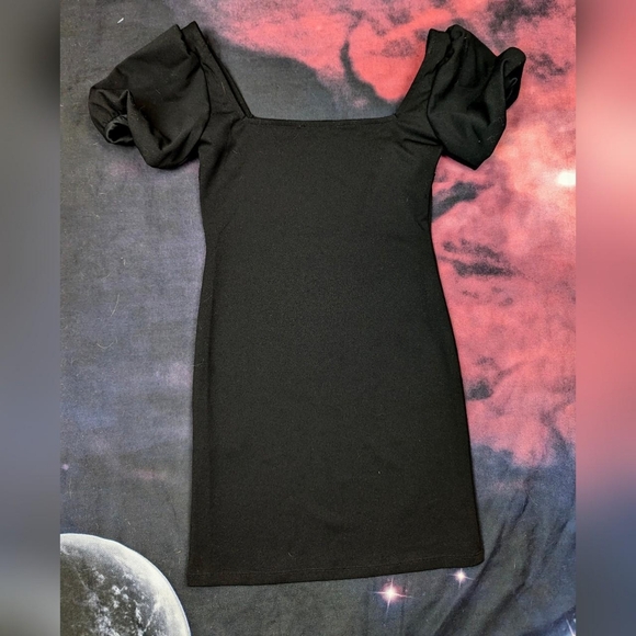 Forever 21 Black Puff Sleeve Bodycon Dress - Picture 3 of 5
